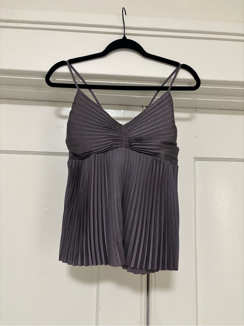 Banana Republic Pleated Spaghetti-strap Camisole - Charcoal